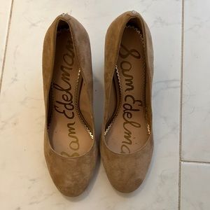 Sam Edelman pumps